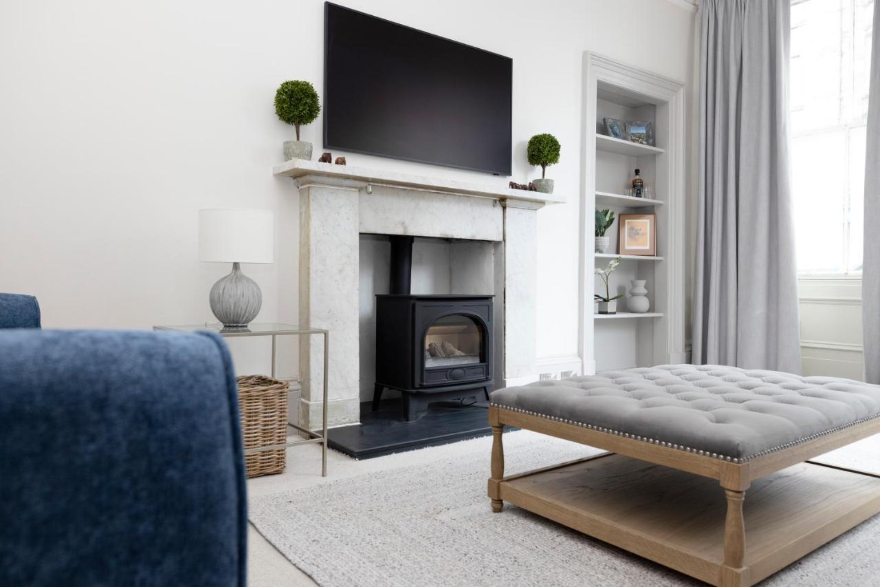 Stylish 3-Bedroom Edinburgh City Getaway ภายนอก รูปภาพ