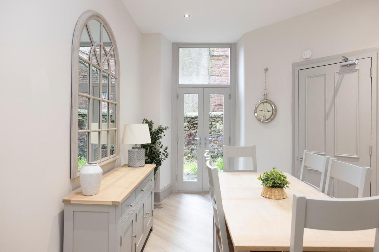 Stylish 3-Bedroom Edinburgh City Getaway ภายนอก รูปภาพ